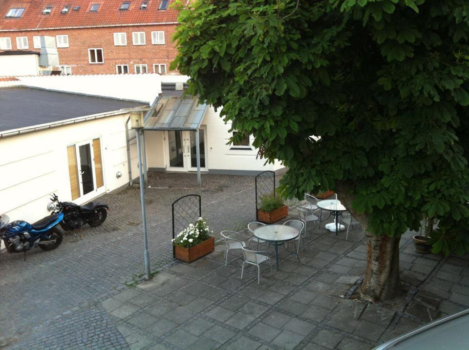 Det Lille Hotel Rønne Kültér fotó