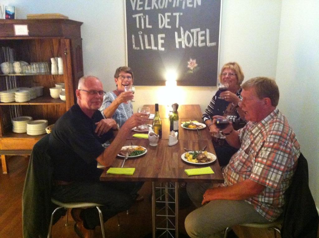Det Lille Hotel Rønne Kültér fotó